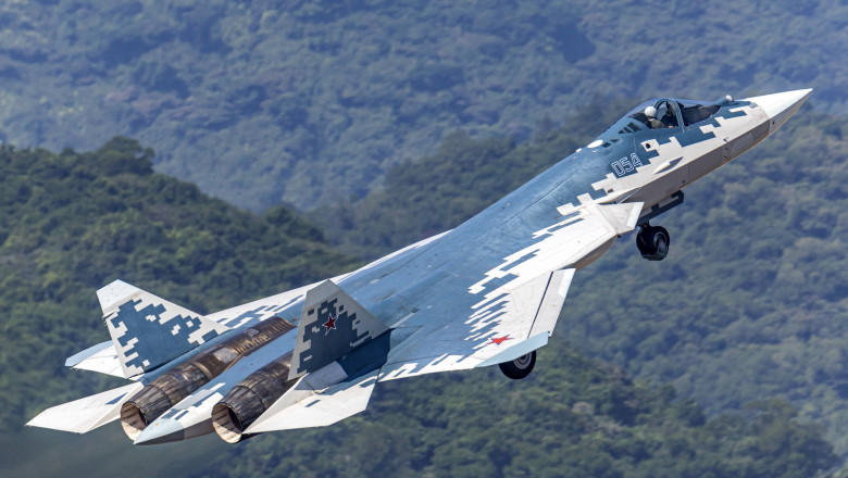 Avionul de vânătoare Su-57 - „Felon”.
