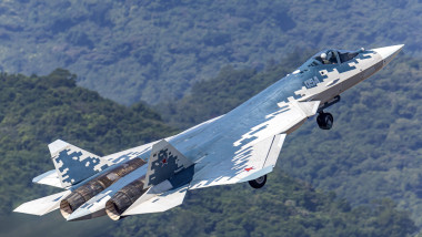 Avionul de vânătoare Su-57 - „Felon”.