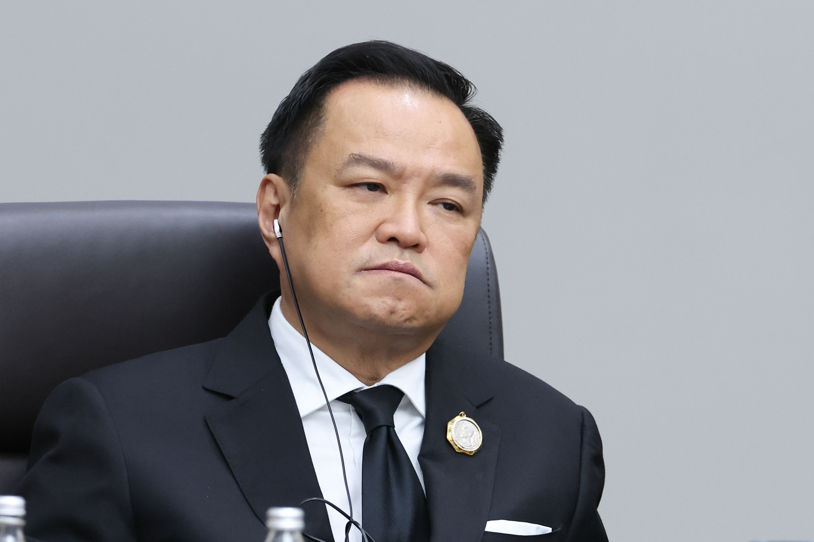 Premierul Thailandei dizolvă Parlamentul pe fondul tensiunilor cu Cambodgia