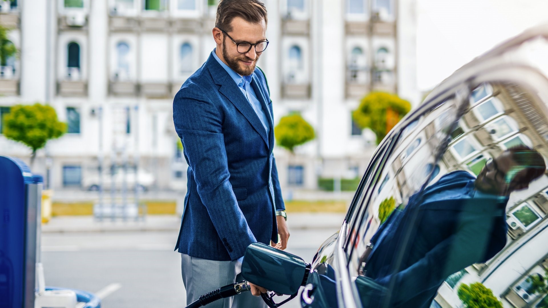 (P) Mobilitate inteligentă pentru întregul parc auto: Soluțiile pentru companii și manageri de flote