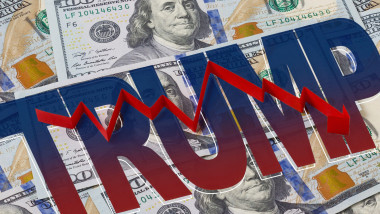 The fall of the economy of the United States of America and Trump's policy . Concept