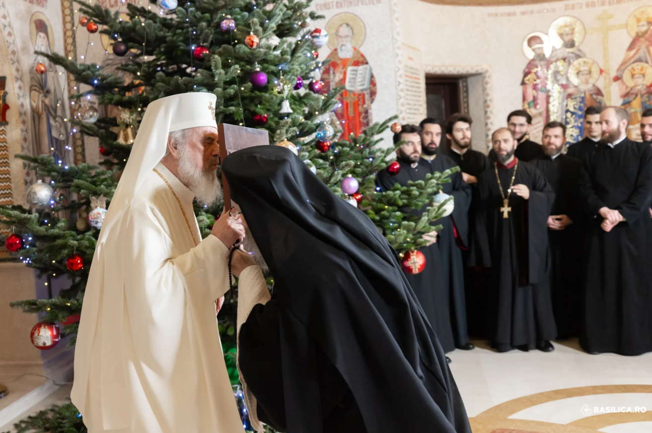 Patriarhul Daniel: „Vestirea Nașterii Domnului nu se face doar prin cuvânt, ci și prin imagine”