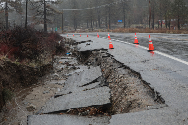 inundatii california Wrightwood