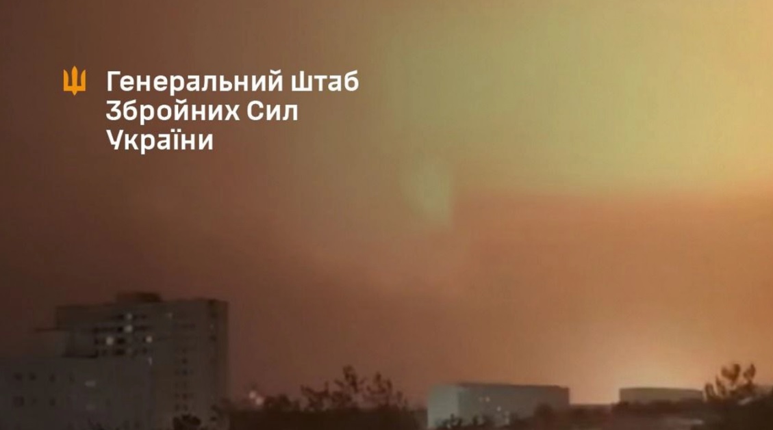 Ucraina a lovit o importantă rafinărie de motorină din regiunea Samara, Rusia. Orașul Sizran se confuntă cu pene de curent și căldură