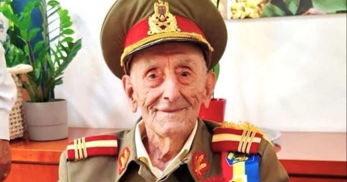 A murit colonelul Ion Vasile Banu, decorat de Nicușor Dan