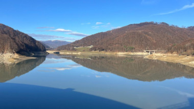 lac de acumulare paltinu
