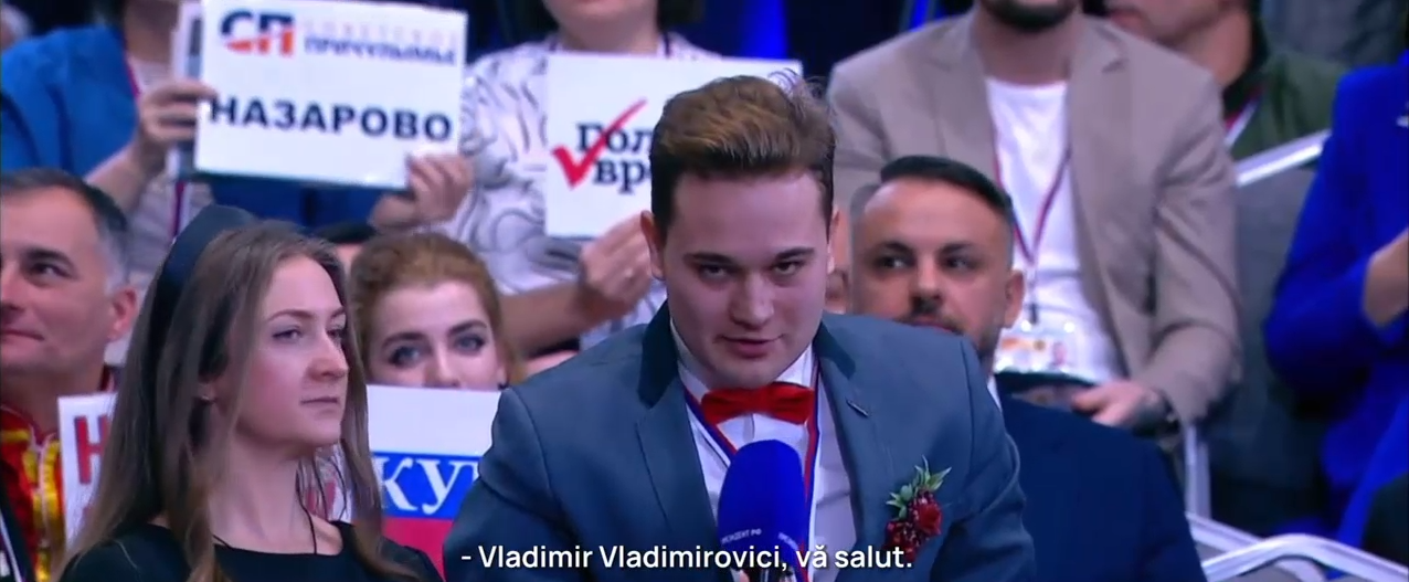 Un jurnalist rus și-a cerut iubita de nevastă în timpul conferinței de presă maraton a lui Vladimir Putin, pe care l-a invitat la nuntă