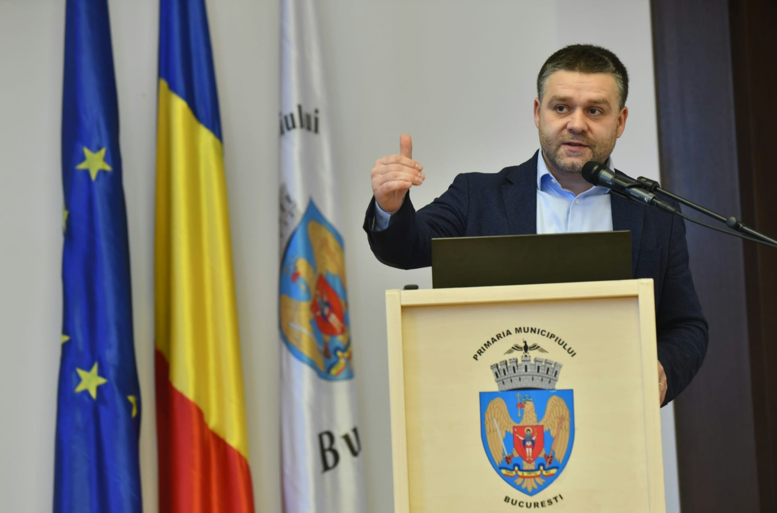 Ciprian Ciucu, la o zi după învestire: STB, aproape de faliment. O minune că Nicușor Dan a reușit să țină primăria pe linia de plutire