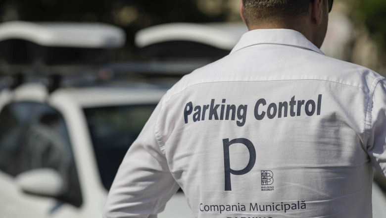 Ciucu promite eliberarea trotuarelor de mașini în centrul Capitalei, inclusiv ale instituțiilor publice. Măsurile anunțate de primar