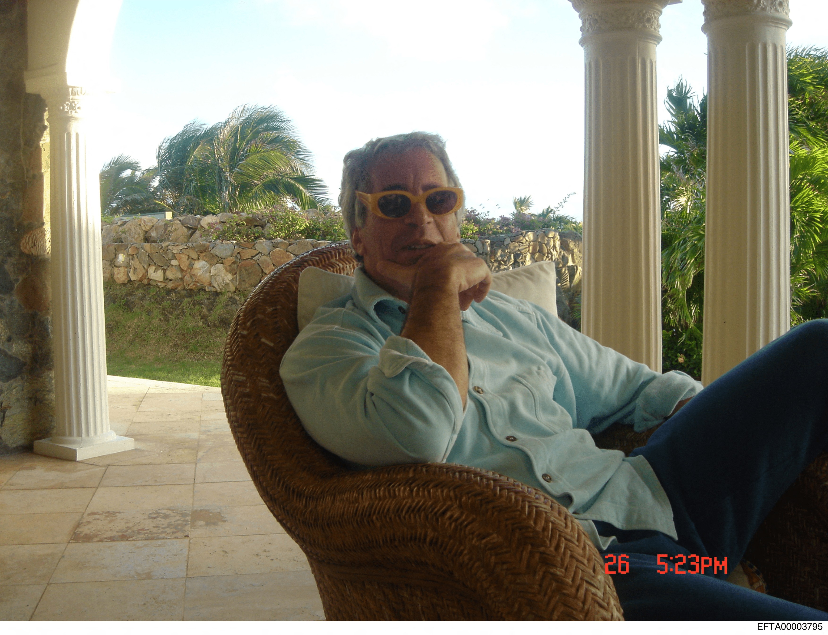 Departamentul de Justiție ar avea nevoie de câteva săptămâni în plus pentru a face publice toate documentele legate de Jeffrey Epstein