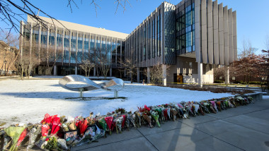 Flowers_at_Brown's_Engineering_Research_Center