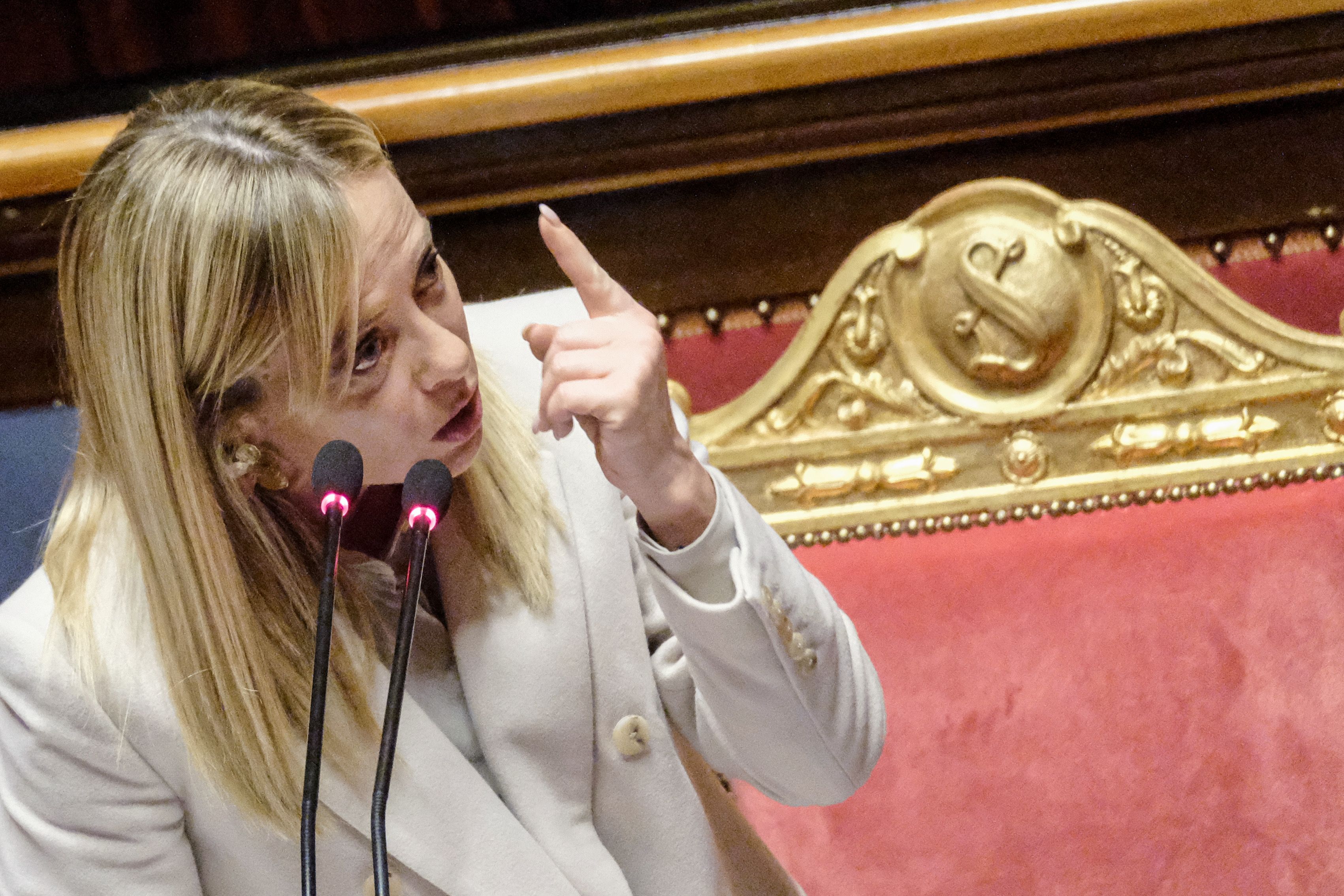 Premierul Giorgia Meloni le recomandă angajaţilor să se odihnească de Crăciun: Vine un an şi mai greu