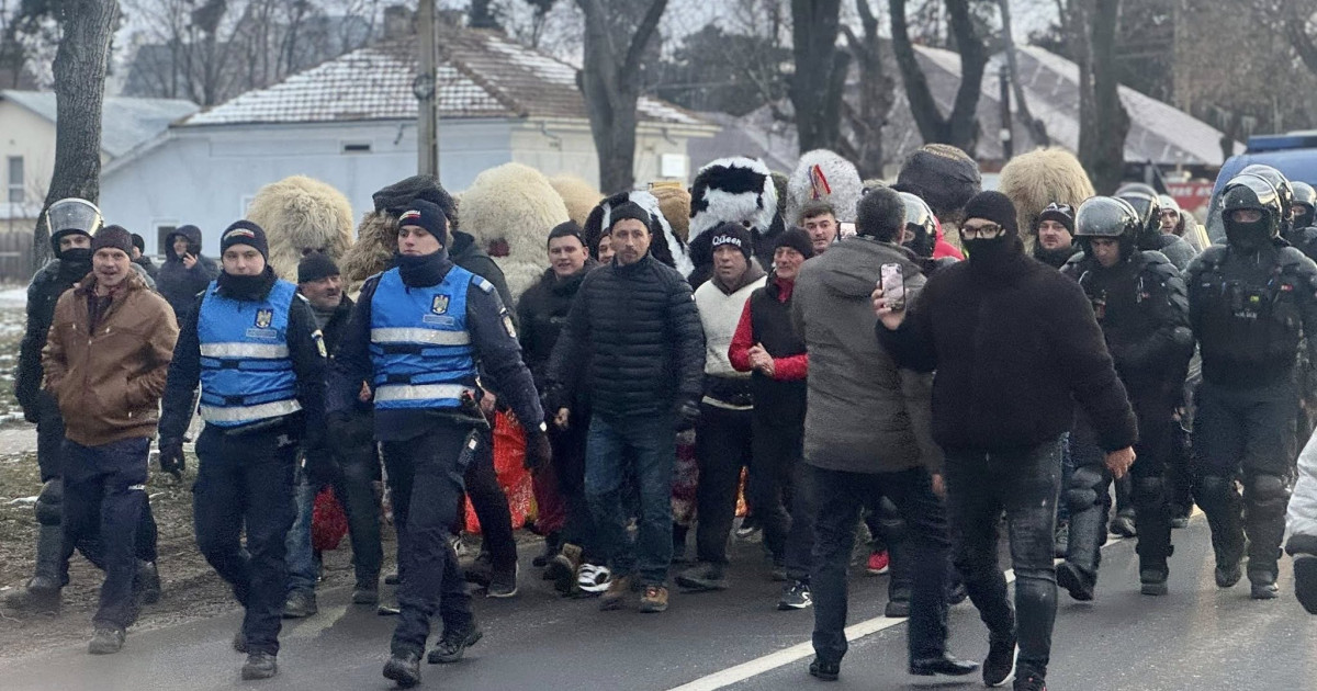 Bătaia cu ciomege de la Ruginoasa, oprită de jandarmi