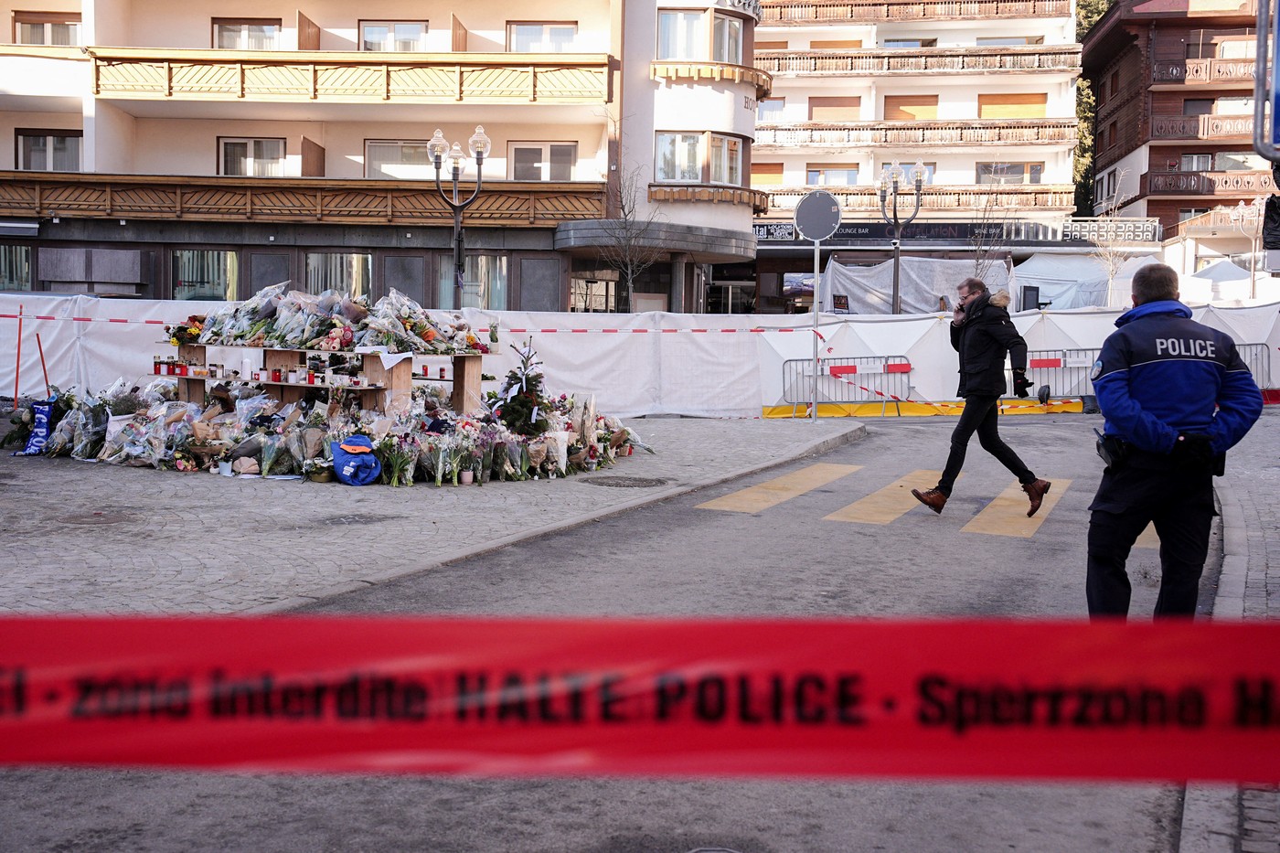 Cei doi administratori ai barului care a ars în Crans-Montana sunt anchetaţi de procurorii elveţieni