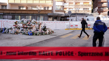 banda de politie la barul „Le Constellation", din elvetia