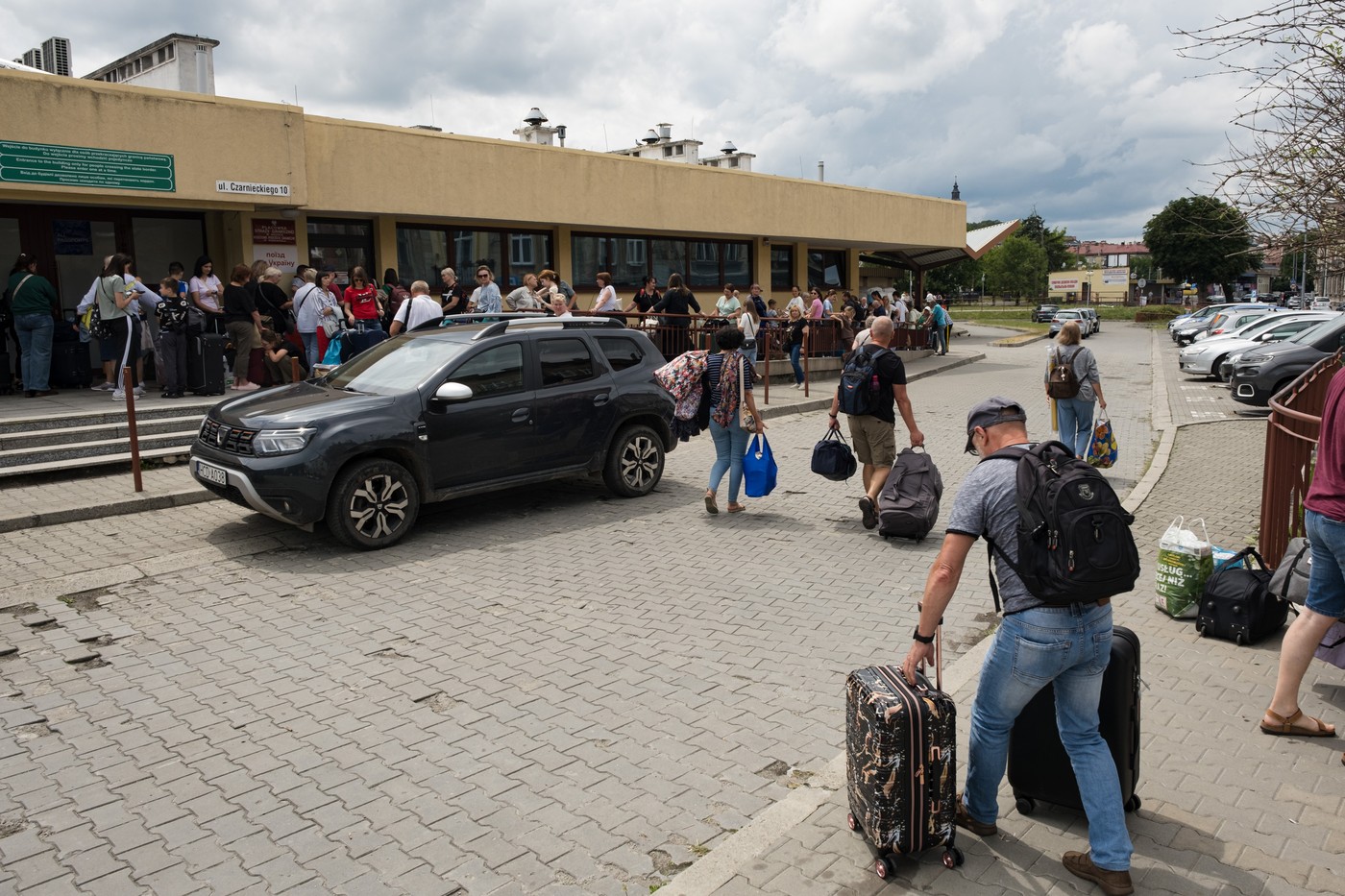 Ce se schimbă pentru refugiații ucraineni din Polonia după renunțarea la legea specială de ajutor adoptată în 2022