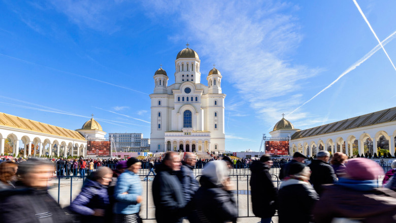 VIDEO  Catedrala Națională se închide de vineri, pentru continuarea lucrărilor. Mai poate fi vizitată joi