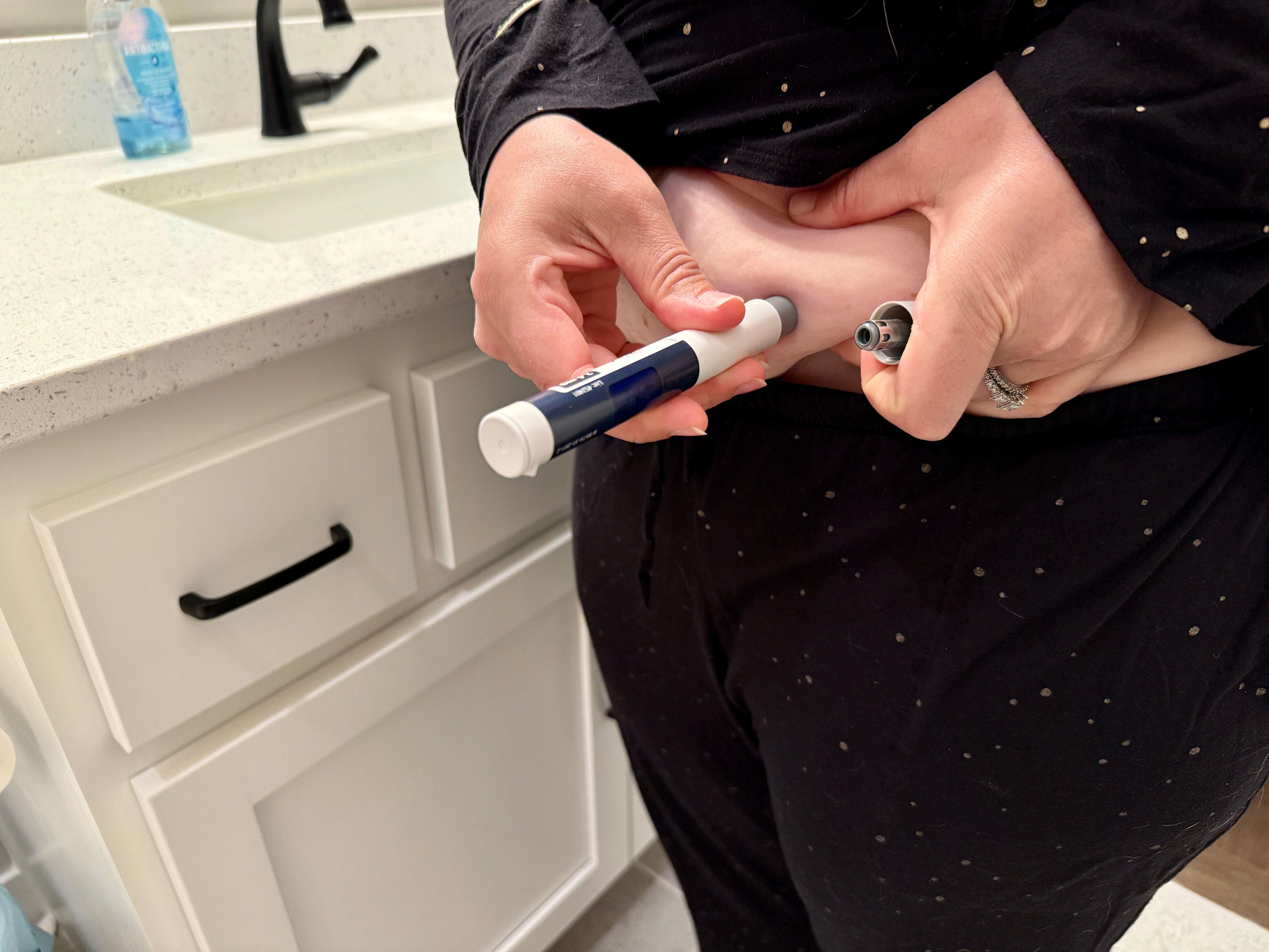 Cât de repede te îngrași și revii la greutatea inițială după ce renunți la medicamentele pentru slăbit. Concluziile unui nou studiu