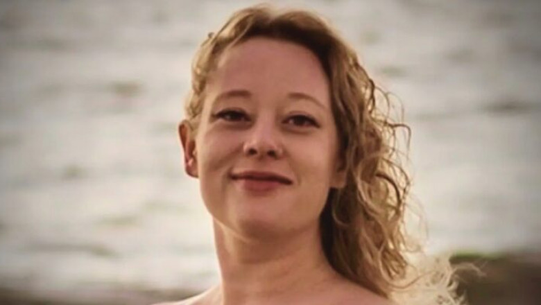 VIDEO  Renee Nicole Good, femeia „executată public” de agenții ICE era o poetă „uimitoare”, premiată (The Independent)