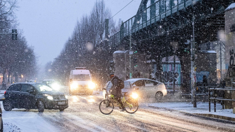 O parte din Europa se pregăteşte pentru sosirea unor intemperii puternice. Unde vor lovi furtunile Goretti şi Elli