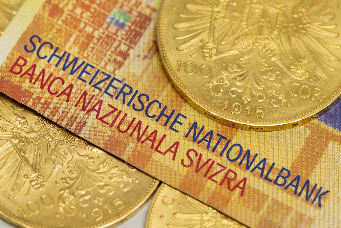 Profit uriaș anunțat de Banca Națională a Elveției, după ce tarifele lui Donald Trump au declanșat scumpirea aurului