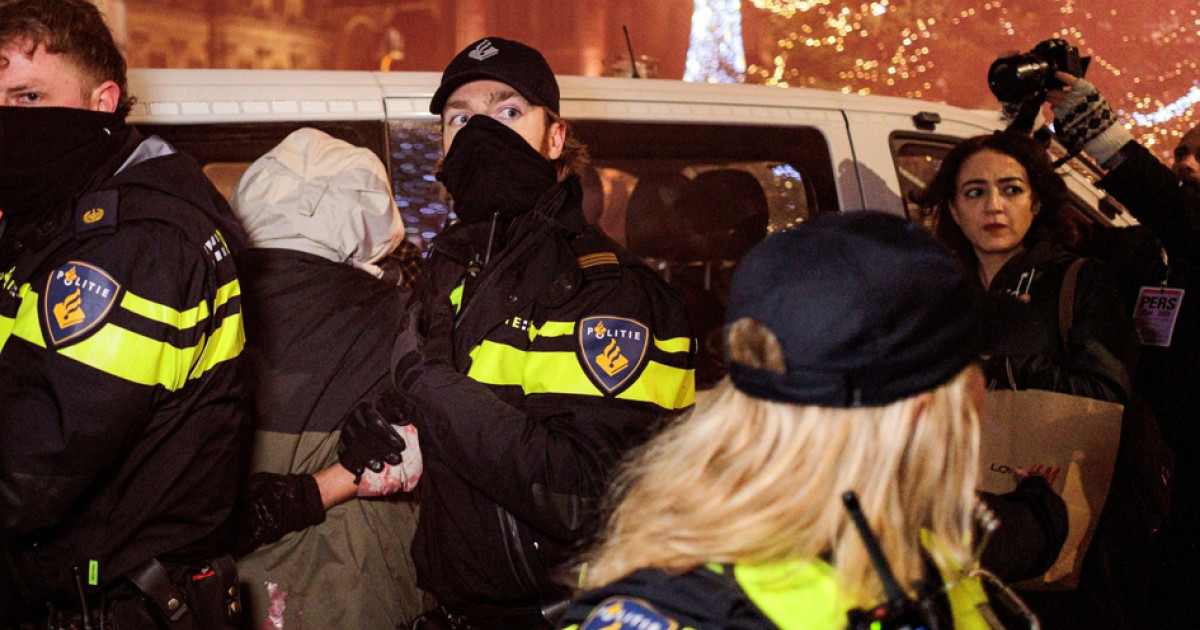 Violențe fără precedent de Revelion în Olanda