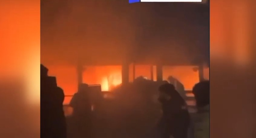 Momentului izbucnirii incendiului devastator care a cuprins barul din stațiunea elvețiană Crans-Montana