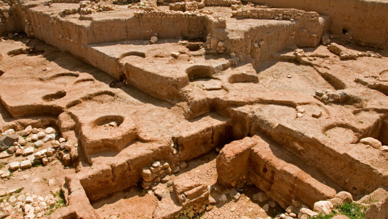 Marile orașe „pierdute” ale Antichității: Șase așezări istorice pe care arheologii nu le-au găsit niciodată