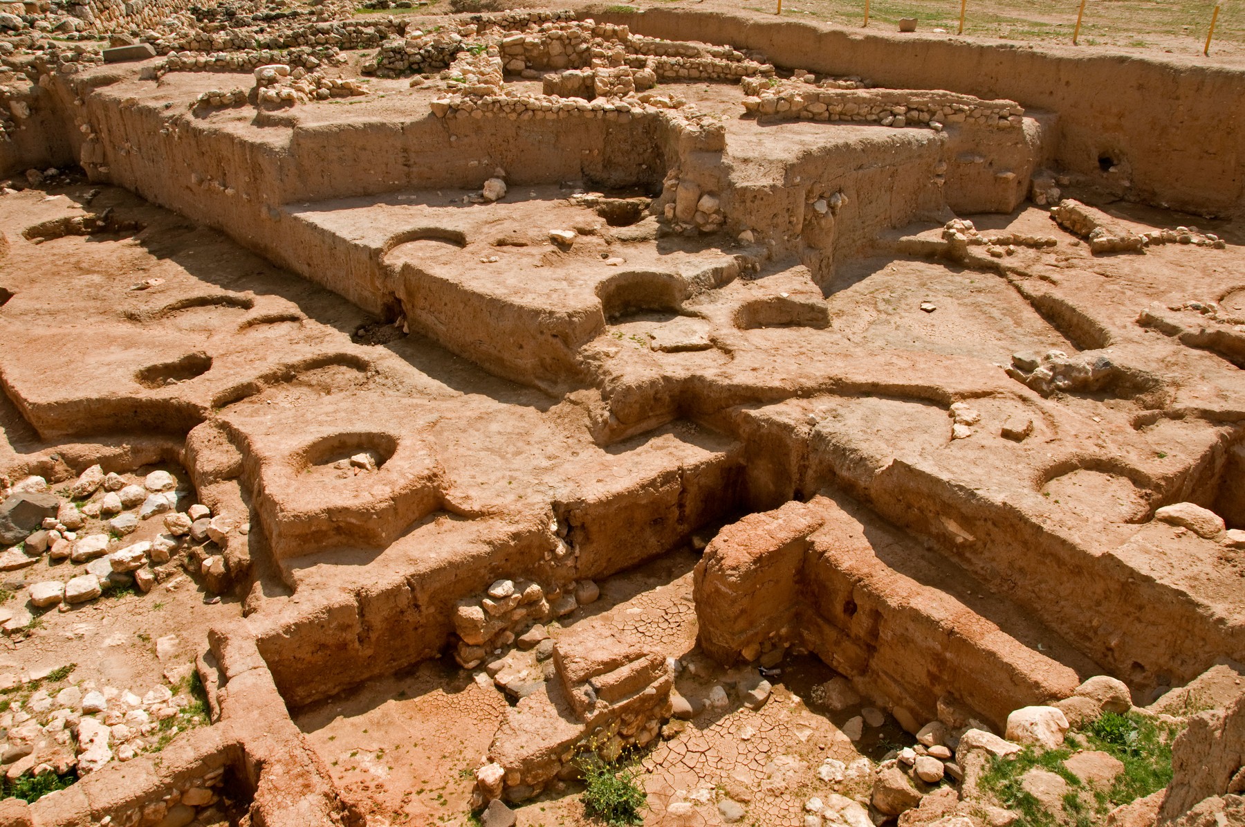 Marile orașe „pierdute” ale Antichității: Șase așezări istorice pe care arheologii nu le-au găsit niciodată