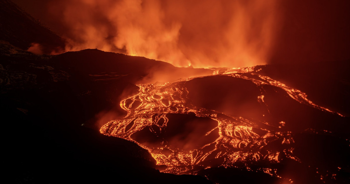Erupția vulcanului Etna din 2026