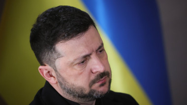 Ukrainian President Volodymyr Zelensky visits Warsaw