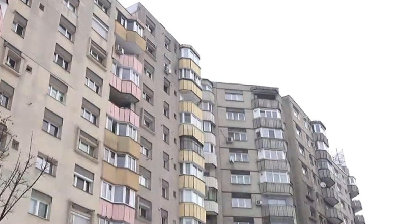 VIDEO  Vânzări îngreunate pe piața imobiliară: Tot mai mulți români amână decizia de a cumpăra o locuință din cauza incertitudinii economice
