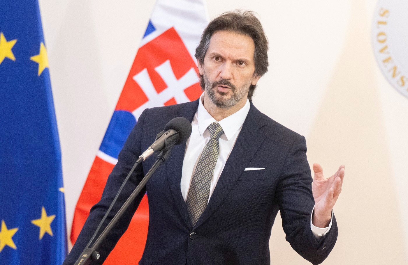 Ministrul slovac al Apărării respinge ideea unei armate comune europene: „NATO asigură securitatea membrilor săi. Punct”