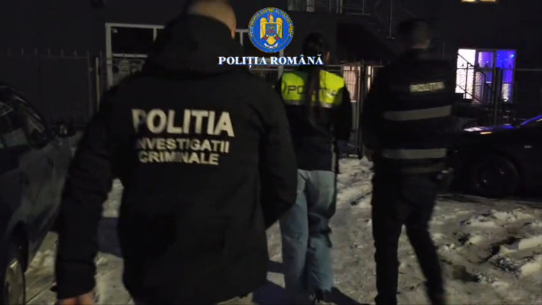 VIDEO  Falși pensionari militari folosiți pentru credite uriașe. Zece persoane reținute în Constanța