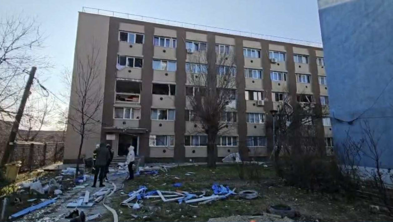 f4fc1df7-2baa-4339-8766-a12d88732d0c