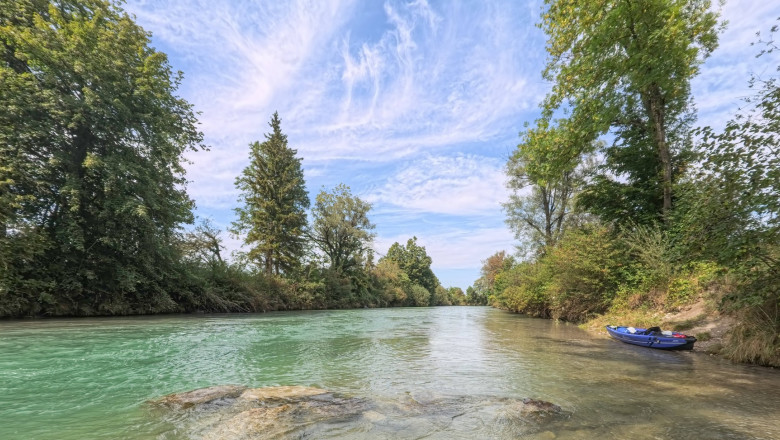 Un bărbat din Dâmboviţa, care era dat dispărut, a fost găsit mort în albia unui râu. Ce arată primele date ale polițiștilor