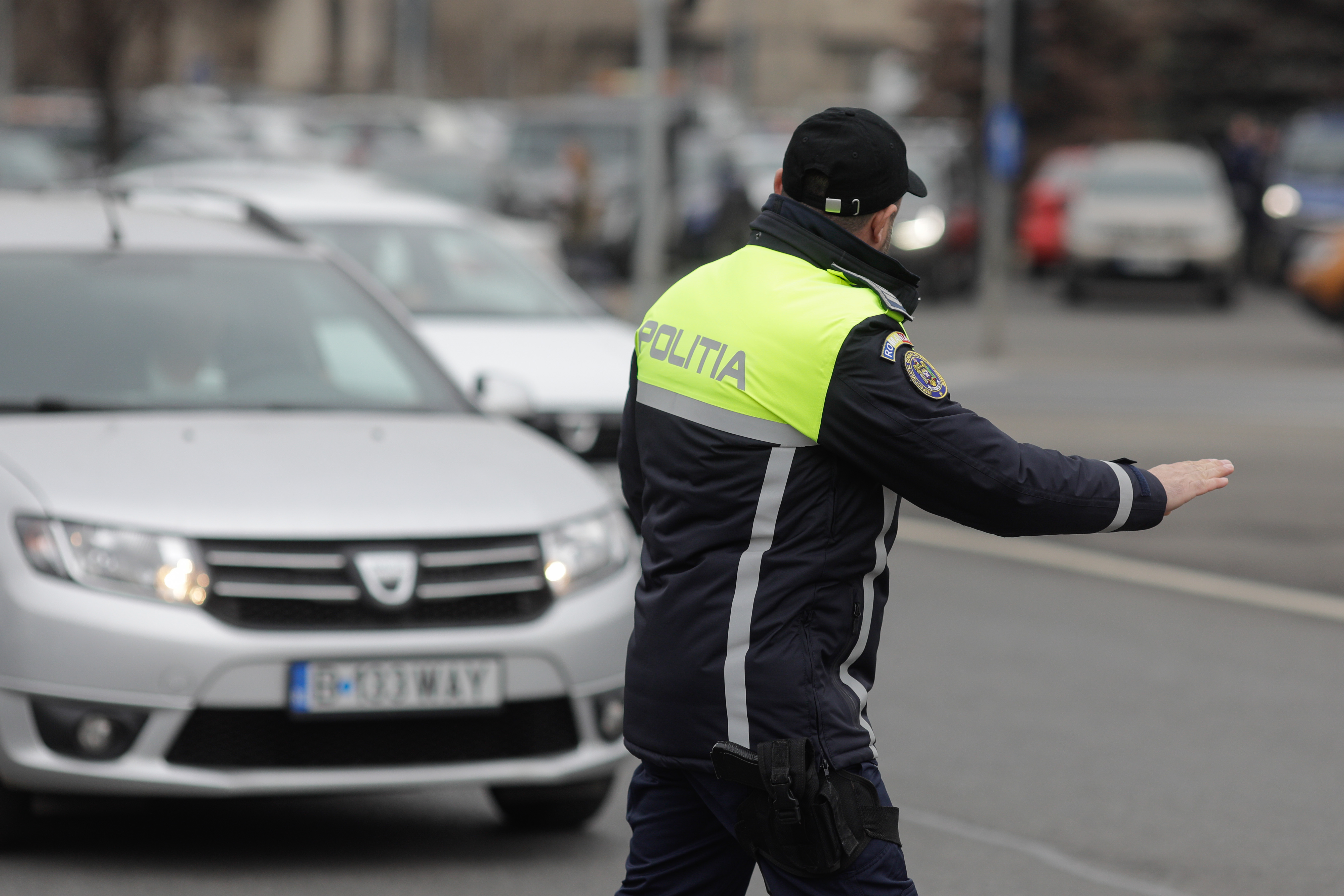 Dotări auto obligatorii în 2026. Reprezentanții Poliției Române: „Sunt esențiale pentru siguranța tuturor participanților la trafic”