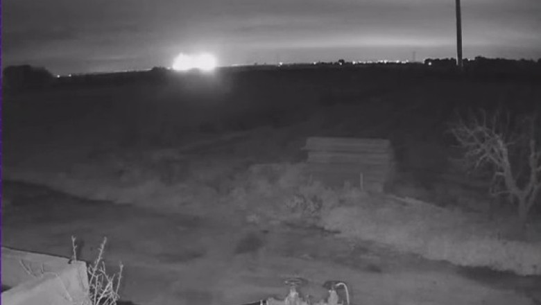 VIDEO  Clipe de coșmar pentru oamenii din sudul Italiei, după căderea unui meteorit. Mulți au crezut ca e un atac de război