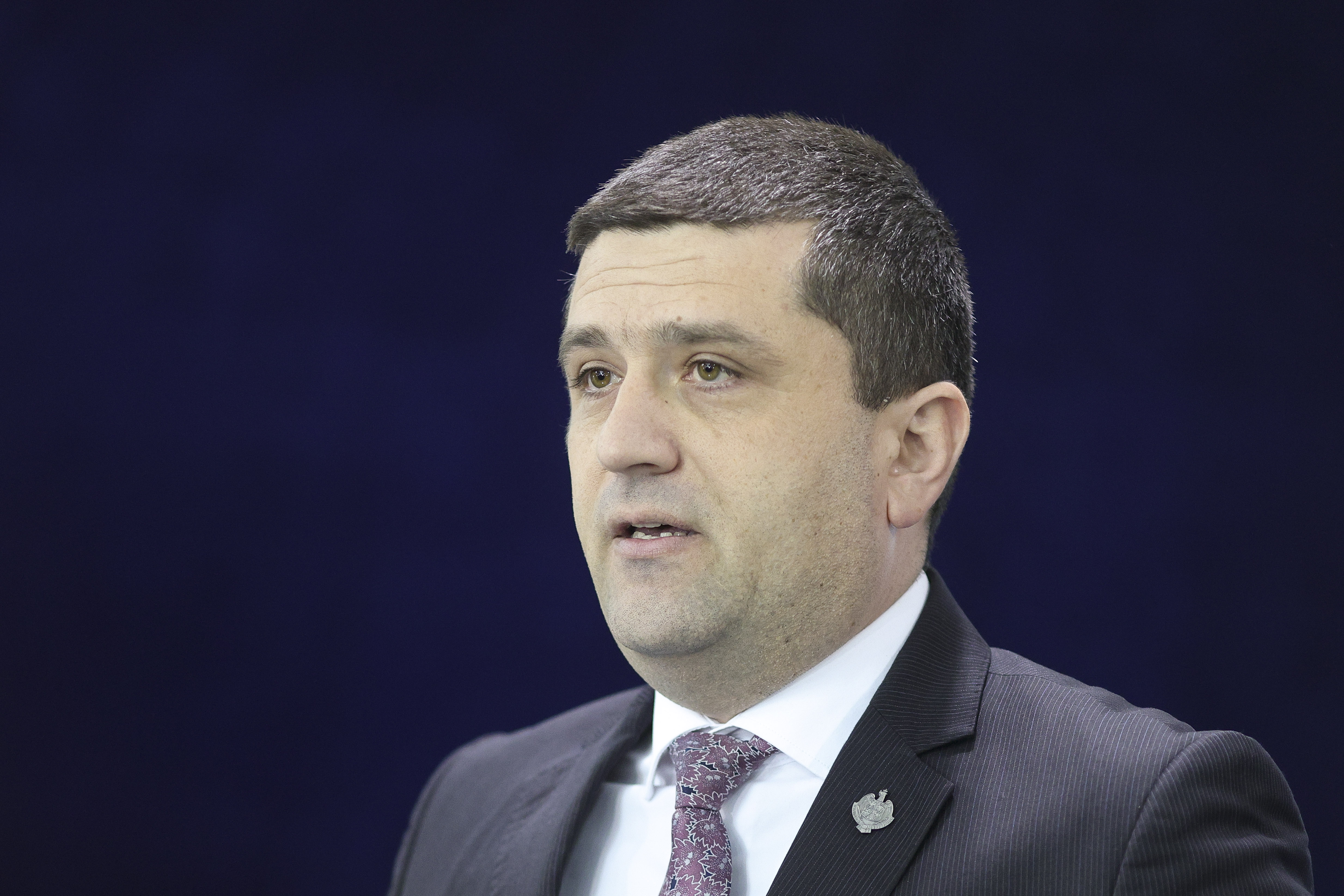 „Cu ceasul la mână sau în buzunar”. Radu Miruță, ironie la adresa lui Sorin Grindeanu chiar la inaugurarea unei autostrăzi