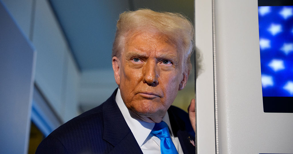 Trump discută cu Musk despre internetul în Iran