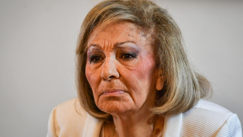 Ascultați „strigătele de furie” ale poporului: Mesajul fostei împărătese a Iranului pentru forțele de securitate