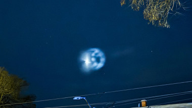 Fenomen luminos misterios pe cerul Ungariei Foto Idokep Sandor Olajos