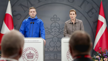 Jens-Frederik Nielsen si Mette Frederiksen la conferinta de presa