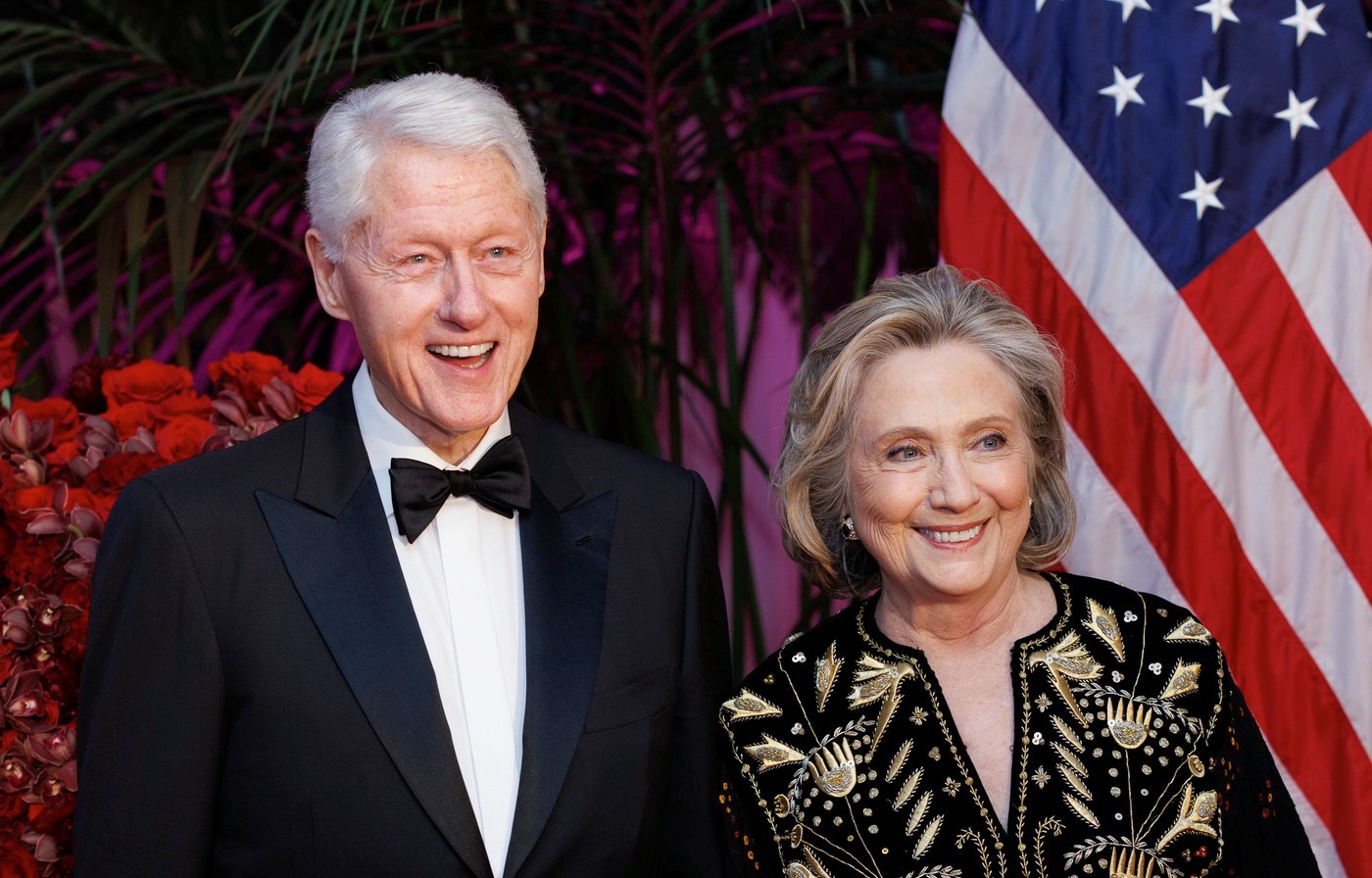 Hillary și Bill Clinton refuză să depună mărturie în investigația Congresului SUA privind dosarele Epstein