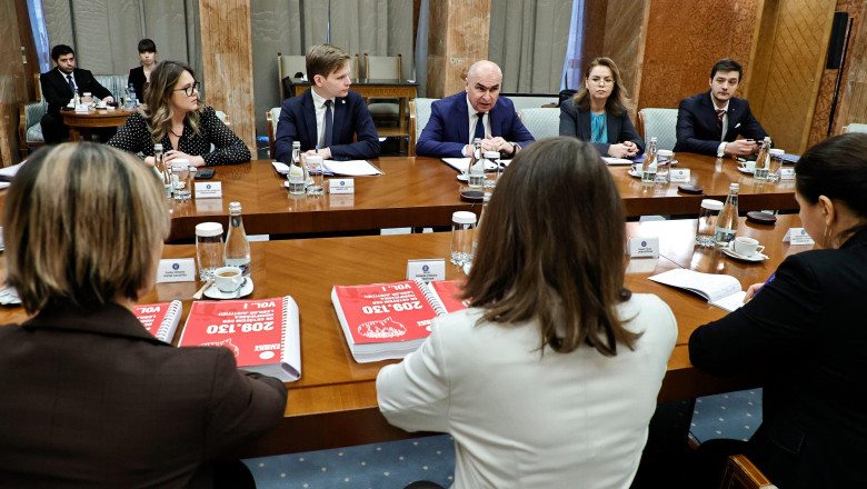 O nouă reuniune a Comitetului pentru revizuirea legilor justitiției are loc astăzi, la Palatul Victoria