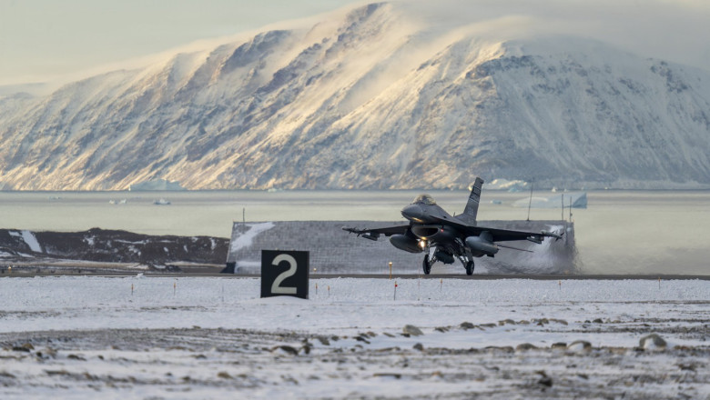 baza militara americana sua avion de vanatoare groenlanda