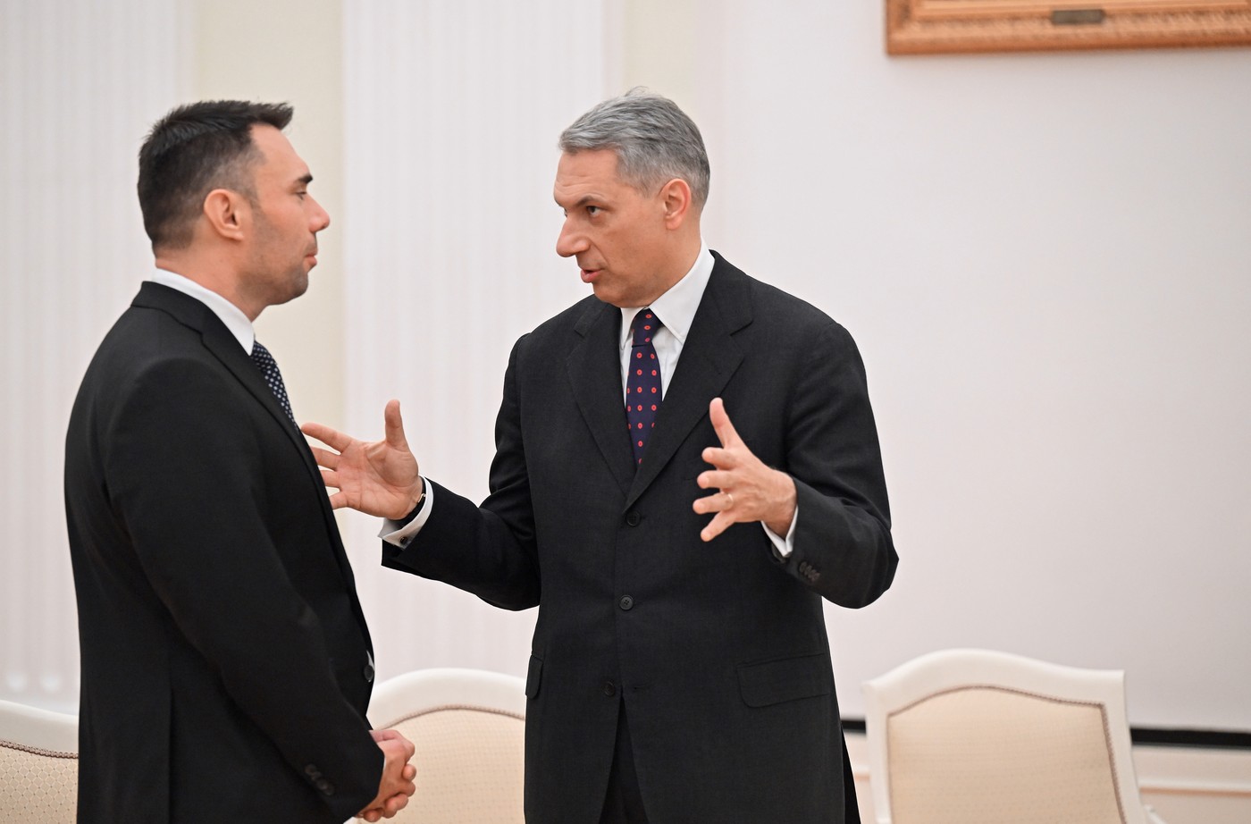 „Romii ar trebui să curețe toaletele”. Un ministru ungar stârnește furie cu insulte rasiste în context electoral