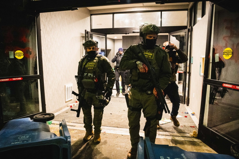 ICE Crackdown 2026: Minneapolis Operation Metro Surge