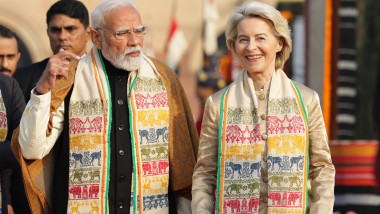 P-068826_00-41_01-ORIGINAL-584408