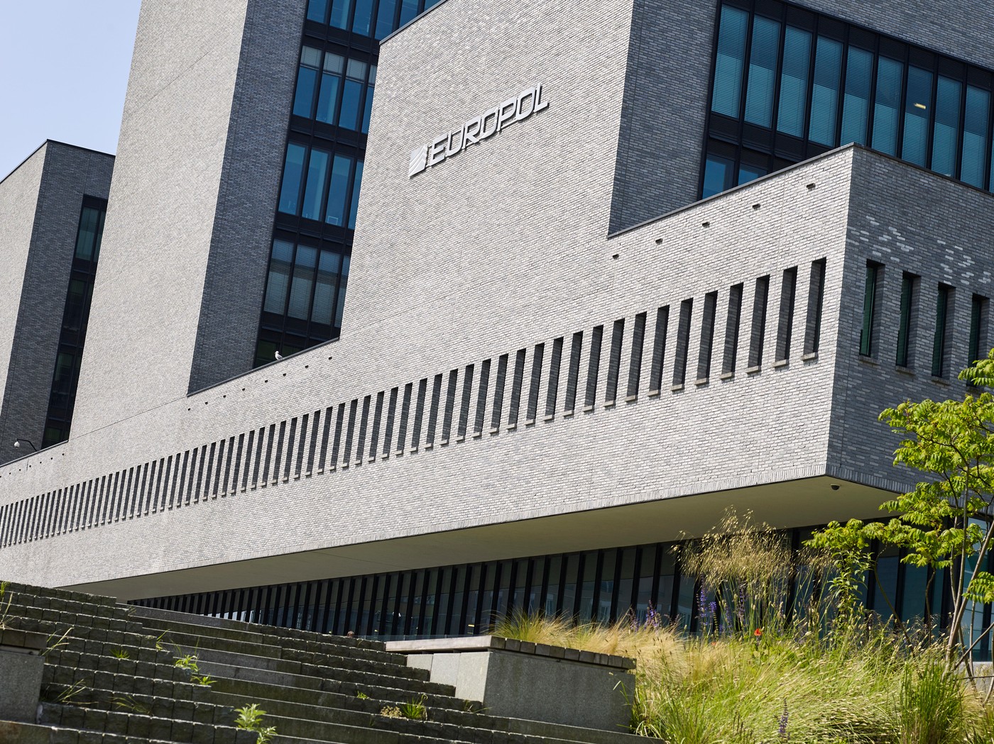 Europol avertizează: traficanții se folosesc de metode noi pentru a aduce cocaină în Europa. Submarinul, mijloc de transport